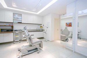 Abdominoplastia e miniabdominoplastia