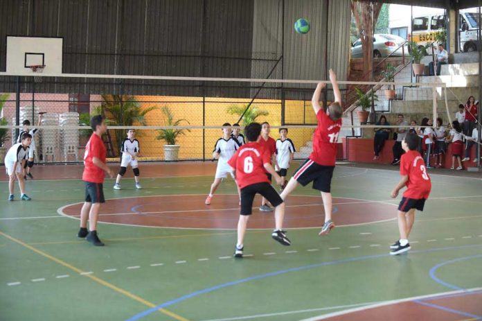 cidade-cumbica-vence-parthenon-e-vai-a-final-do-volei-pre-mirim-masculino-da-46a-ocg