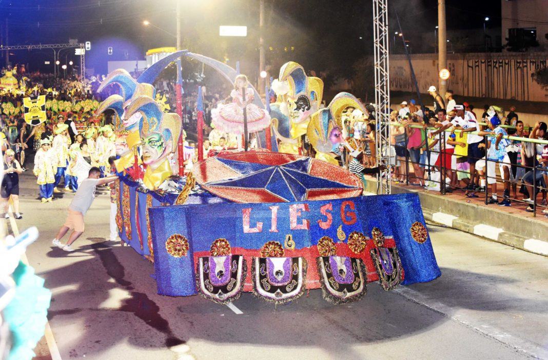 Desfile Carnaval Guarulhos 2017_Foto Sidnei Barros 101