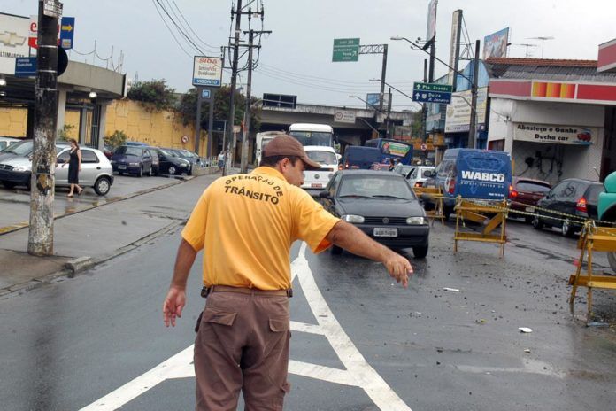 Operador-de-Trânsito-08