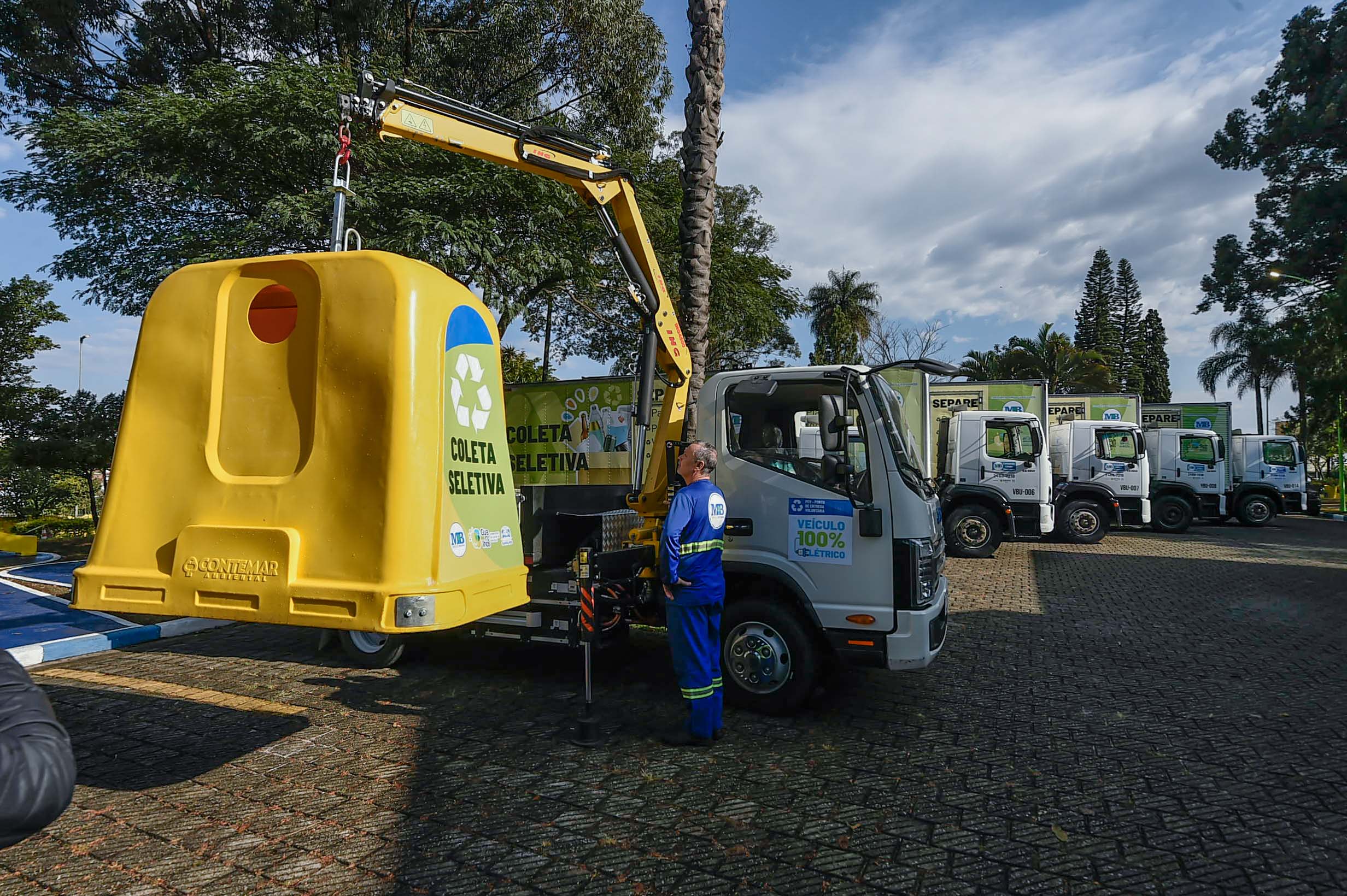 Veja novos pontos de descarte e primeiro caminhão de coleta seletiva ...
