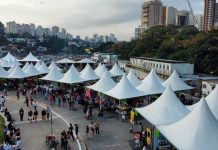 Transporte gratuito de ida e volta facilita participação do público n’A Feira do Livro no Pacaembu